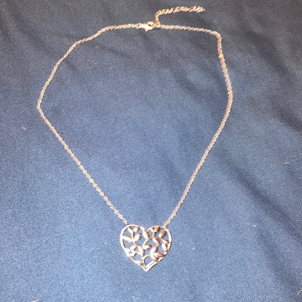 heart necklace ♥️ - Picture 3 of 4